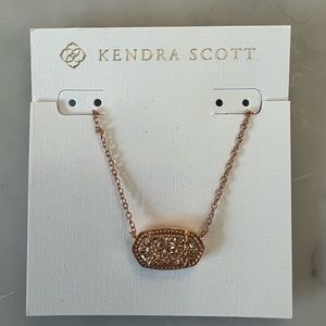 Kendra Scott necklace
